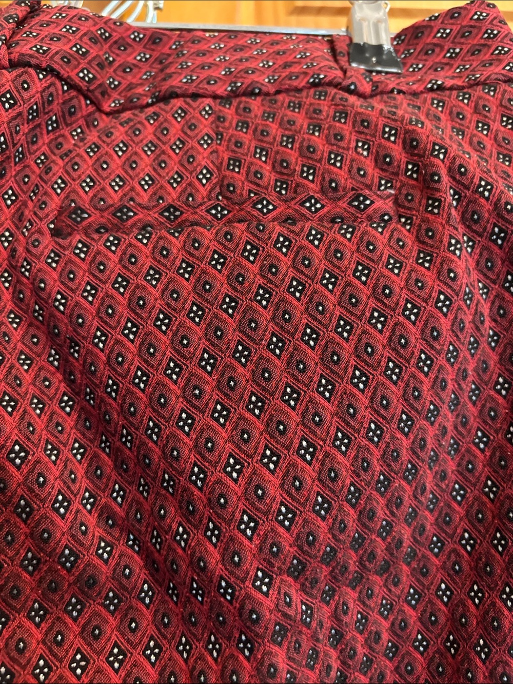 Ann Taylor Red Patterned Ankle Cropped Pants - Picture 6 of 10